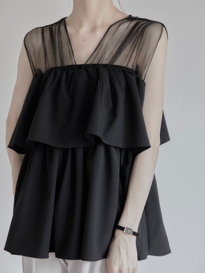 yRE ARRIVALztiered frill blouse