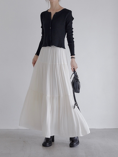 【NEW】 tiered long skirt / cream