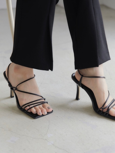 【RE ARRIVAL】 narrow strap sandal