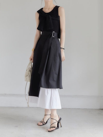 【NEW】 asymmetry design skirt / black