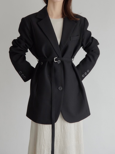 yNEWzwaist mark belt jacket / black