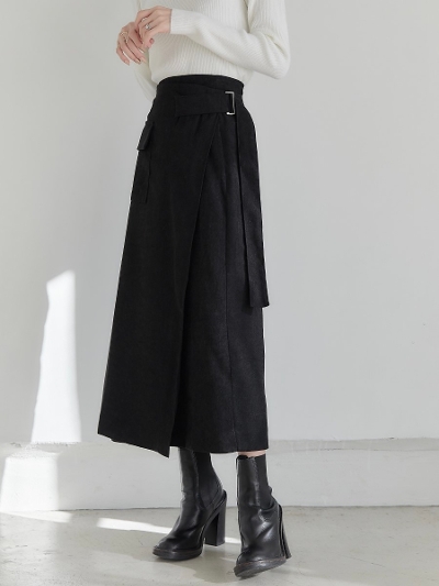 【NEW】 peach skin wrap skirt / black