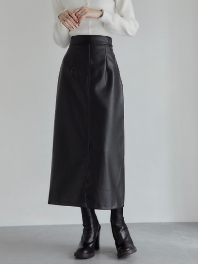 【NEW】 back slit eco leather skirt / black