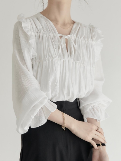 yRE ARRIVALz ribbon gather blouse / white