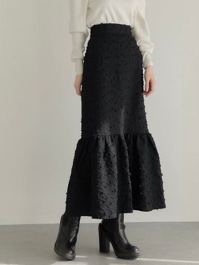 【RE ARRIVAL】 dot emboss tiered skirt