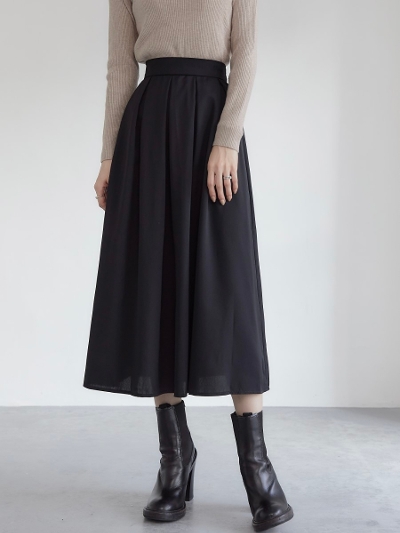 yNEWz tuck pleats skirt / black
