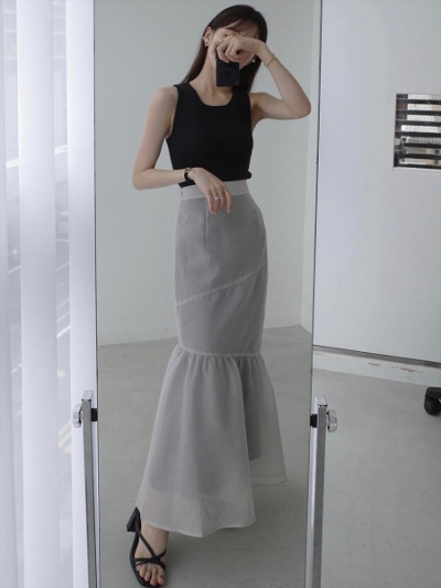 yRE ARRIVALz sheer layered mermaid skirt / greige