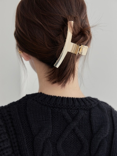 yNEWz gold hair clip