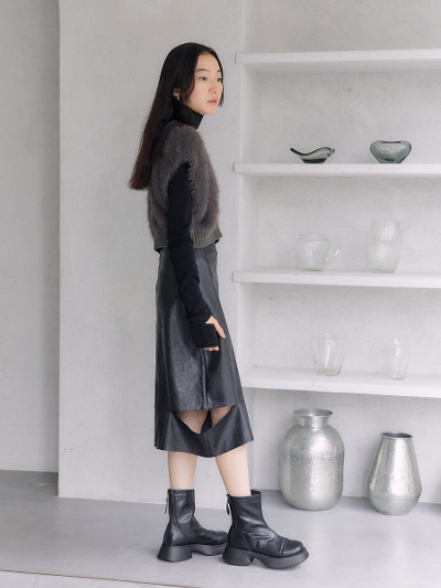 cut design eco leather skirt