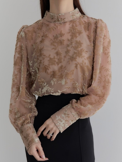 yRE ARRIVALz velvet jacquard blouse / beige