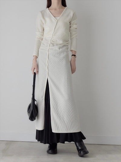 yRE ARRIVALz button line asymmetry dress / ivory