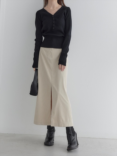 yRE ARRIVALzfront slit corduroy skirt / ivory