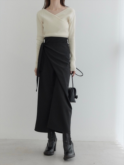 yRE ARRIVALzside knot wrap skirt