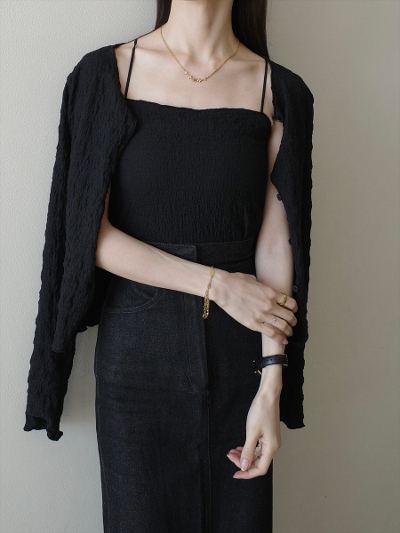 yNEWz2piece emboss design ensemble / black