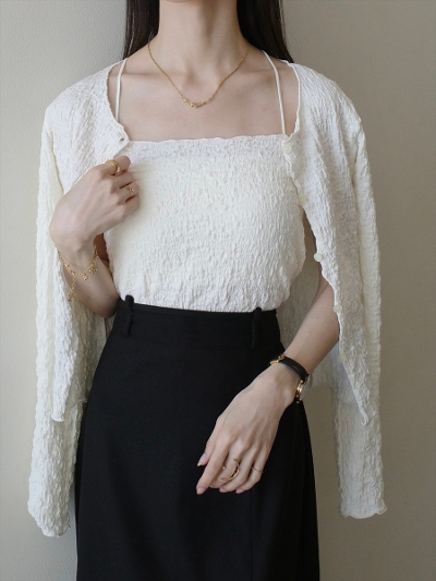 yNEWz2piece emboss design ensemble / ivory