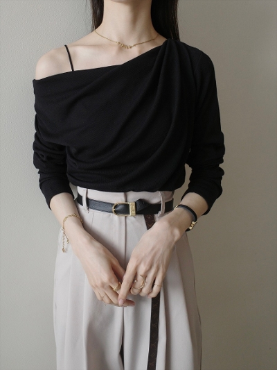 yRE ARRIVALzdrape design rib tops / black