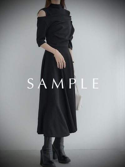 ySAMPLEzknit docking open shoulder onepiece