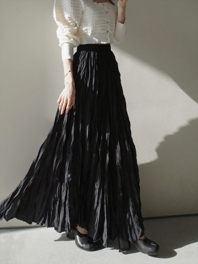 yNEWzwasher volume long skirt / black