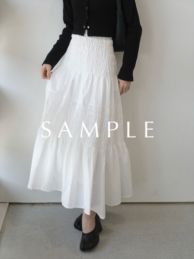 ySAMPLEzshirring tiered skirt / white