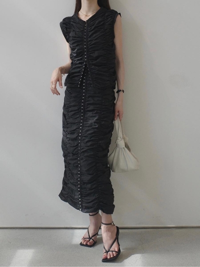 yNEWzhook line shirring SET / black