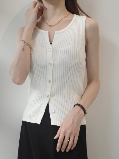 yNEWzslit neck rib knit vest / ivory