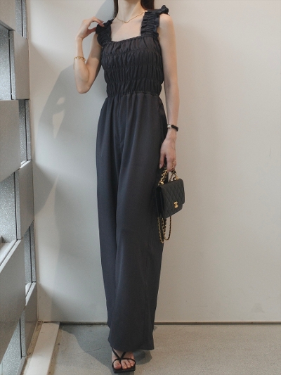 ySAMPLEzfrill strap shirring jumpsuit / charcoal