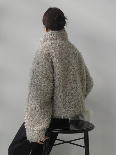 yNEWzboa short jacket / greige