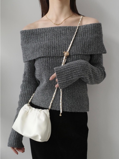 yNEWzball chain shoulder bag / ivory