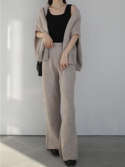 �yNEW�zrelax rib knit pants / beige