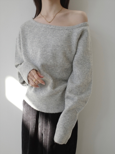 �yNEW�zoff shoulder over size knit / grey