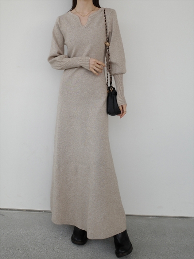 �yNEW�zheart neck puff sleeve dress / beige