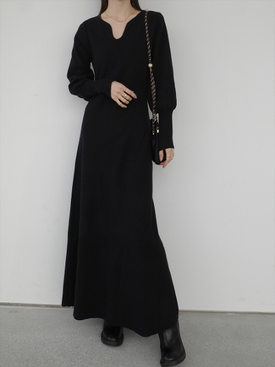 �yNEW�zheart neck puff sleeve dress / black