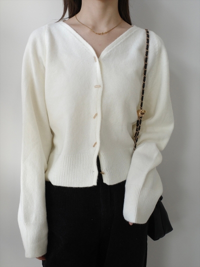 �ySAMPLE�zgold metal v neck cardigan / ivory