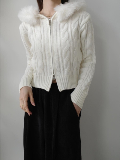 �ySAMPLE�zcable knit fur hoodie / ivory