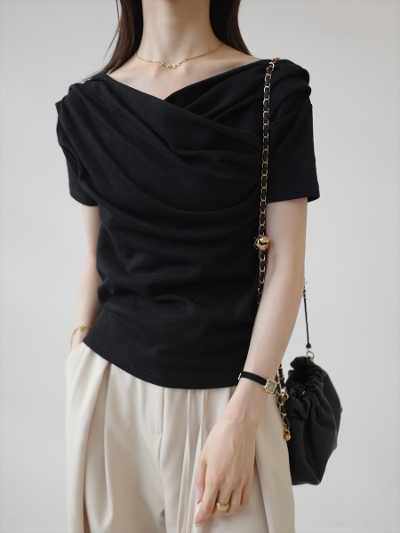 �yNEW�zdrape design half sleeve top / black