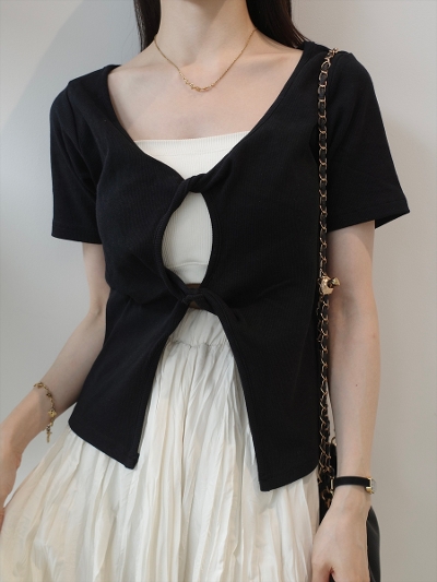 �yNEW�zdouble twist design top / black