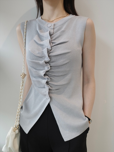 �yNEW�zbutton gather slit top / grey