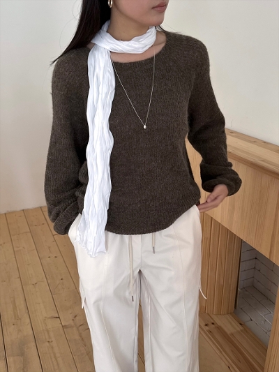 �ySAMPLE�zCrinkle Scarf