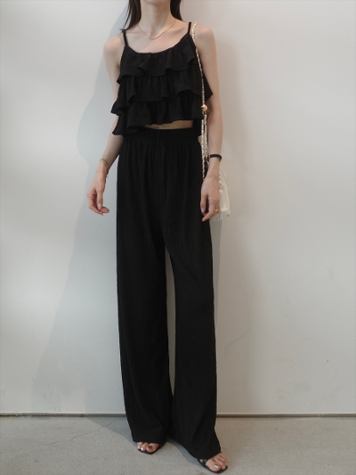 �yNEW�zfrill cami 2piece set / black