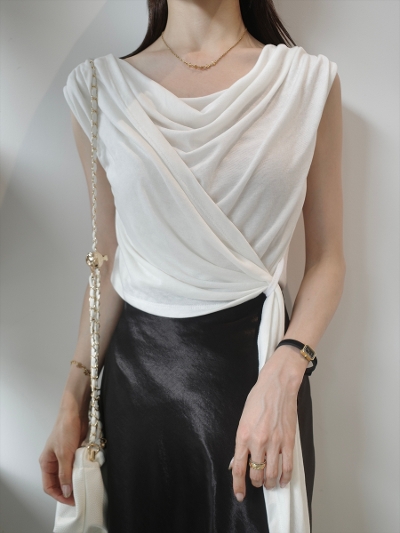 �yNEW�zknot design drape top / ivory