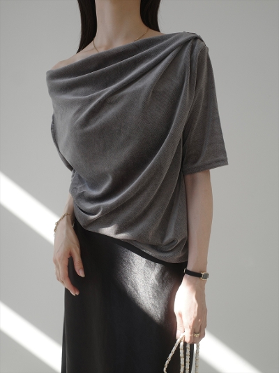 �yNEW�zsheer velour drape top / grey